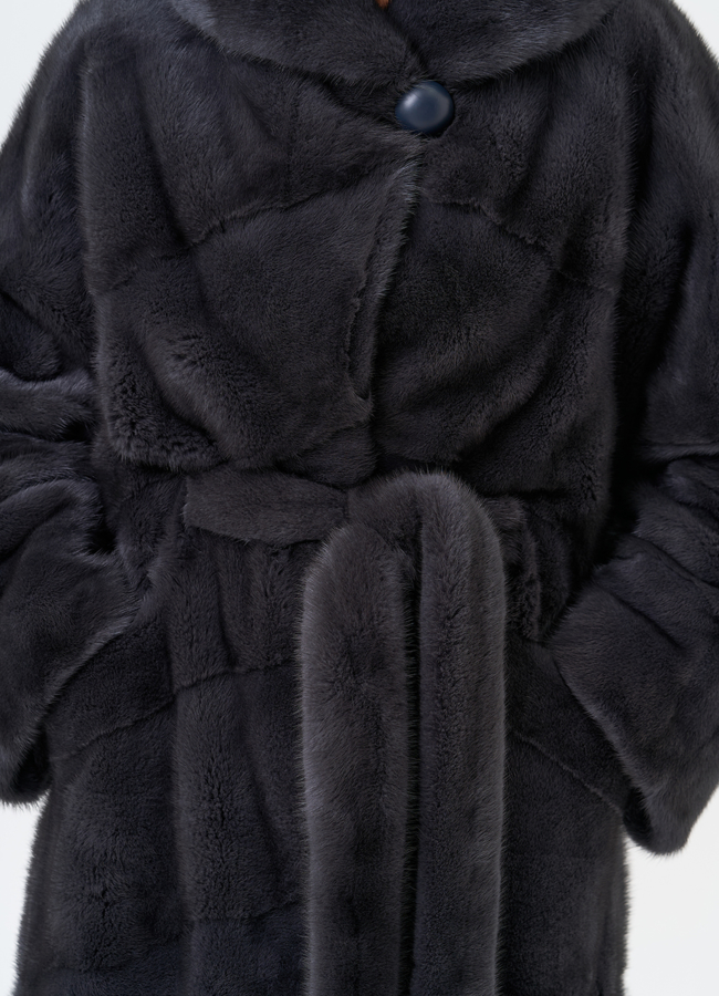 Женская шуба из меха норки с капюшоном модель № 31382 универмаг малина