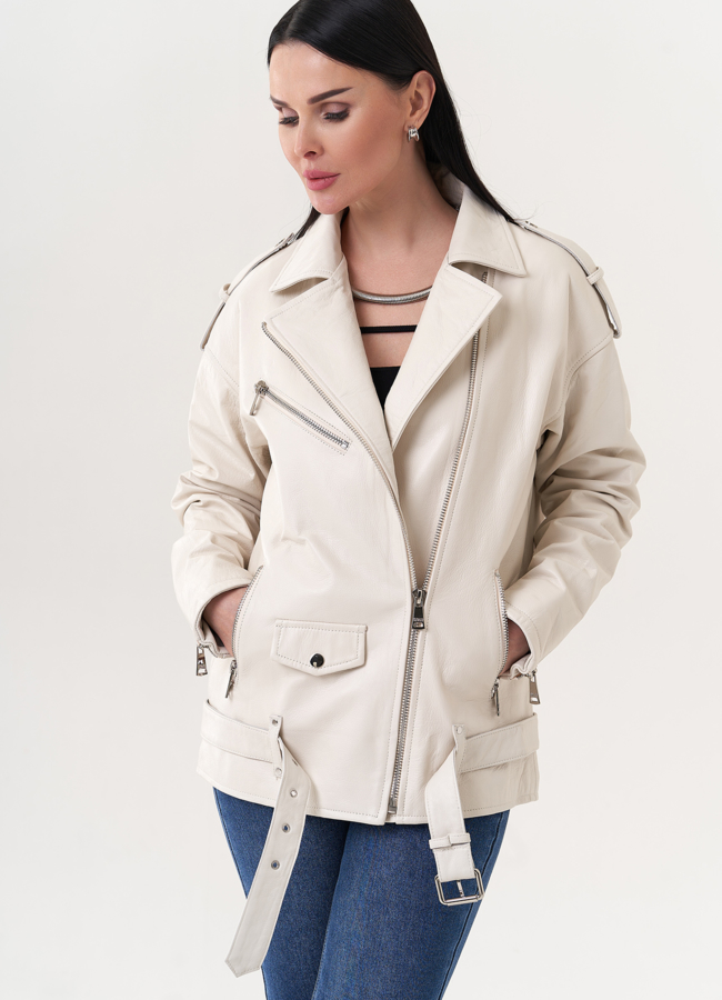 Светлая куртка 