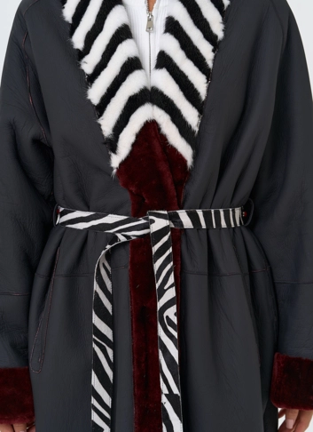 Двусторонняя женская дубленка из овчины SATINO