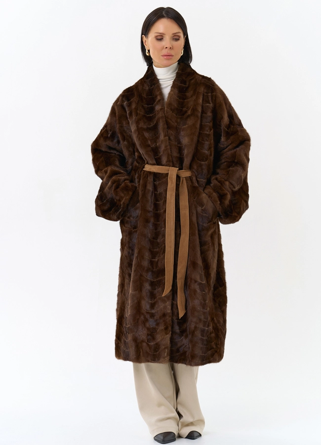 Шуба из меха норки с поясом модель № 31184 в кредит