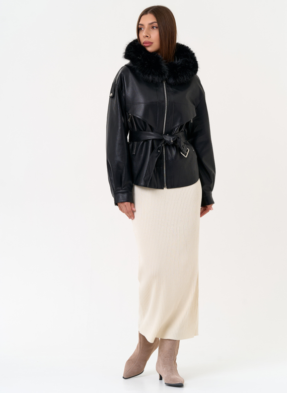 Женская утепленная куртка из эко кожи с поясом
