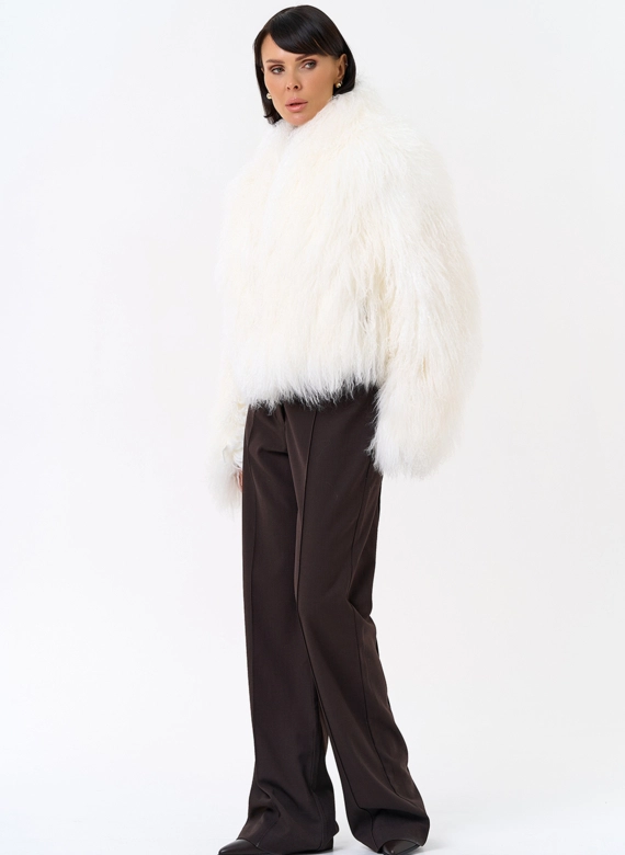 Белая шуба из ламы