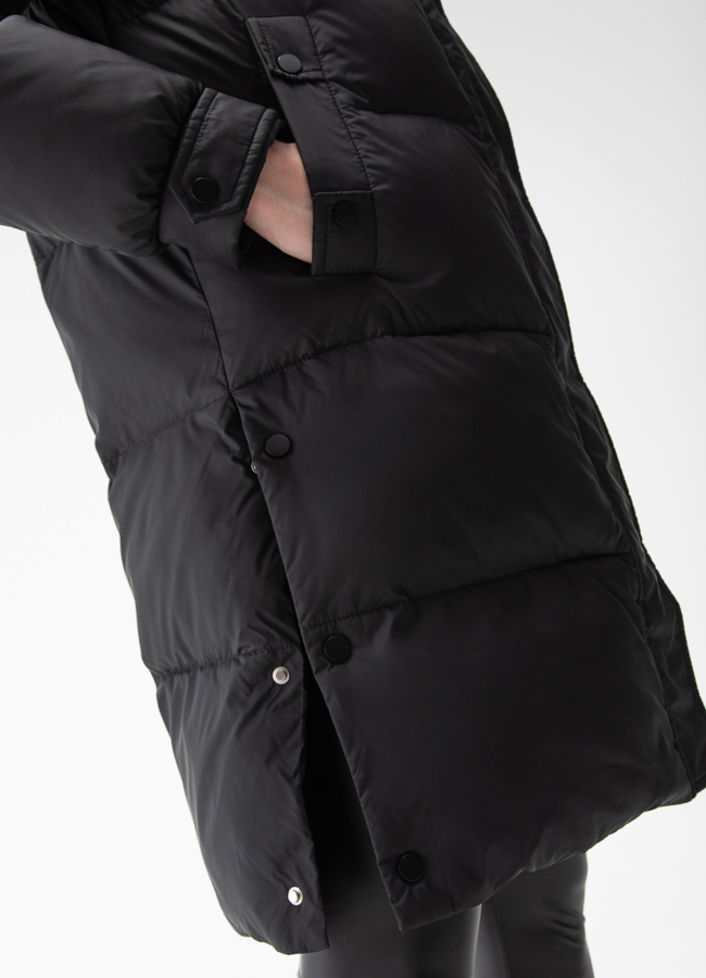 Женский пуховик с капюшоном из енота модель № 28879 универмаг малина