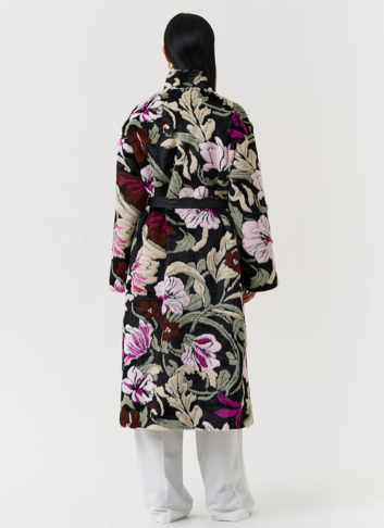 Пальто из эко меха с цветочным принтом