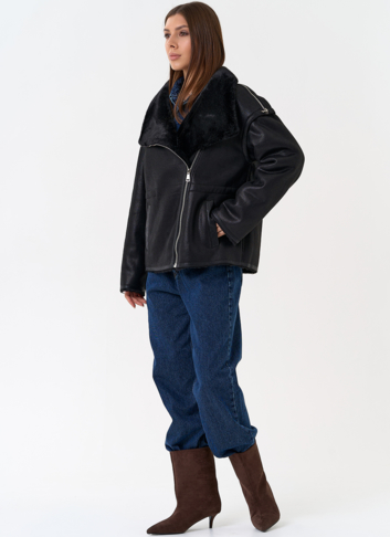 Женская дубленка из эко замши в черном цвете