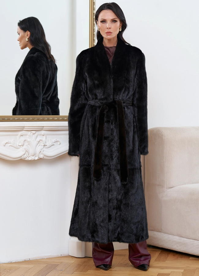 Женская длинная шуба из меха норки модель № 30691 меха малина фото