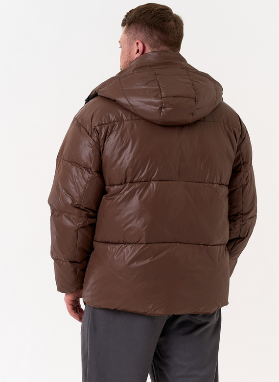 Мужской пуховик коричневого цвета